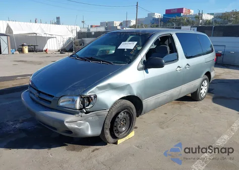 1998 Toyota Sienna Le z USA, uszkodzony, nr VIN 4T3ZF13C2WU083212